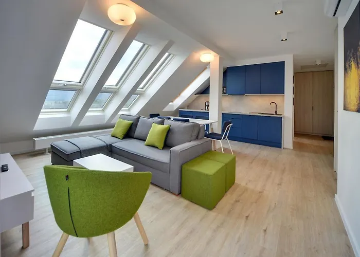 Invest Szklarska 800 A13 シクラルスカ・ポレンバ