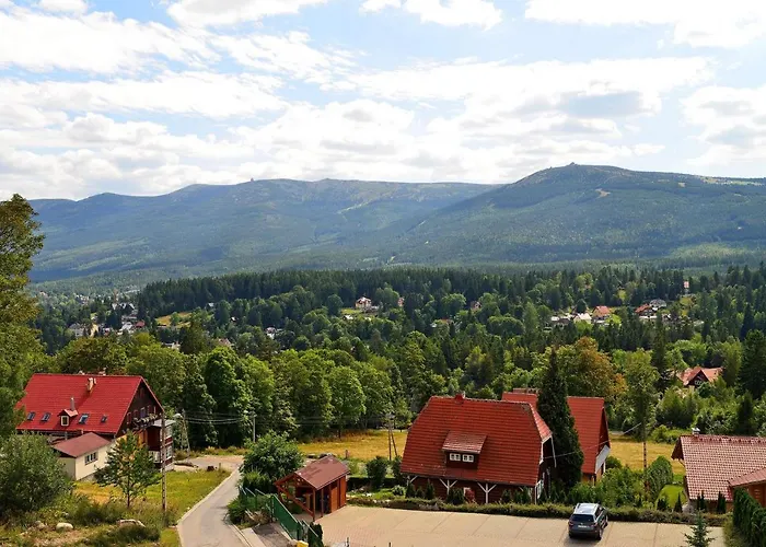 アパート Invest Szklarska 800 A13 シクラルスカ・ポレンバ